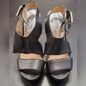 Michael Michael Kors Carla Platform Sandal  Size 8.5